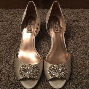 Badgley mischka evening shoe